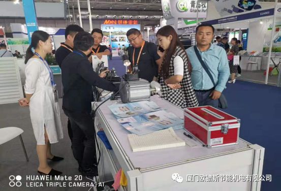 負壓風機,玻璃鋼負壓風機,車間降溫設備,車間通風設備,廠房降溫設備,廠房通風設備,廠房降溫,廠房通風,工業(yè)排氣扇,工業(yè)排風扇,防爆負壓風機,環(huán)??照{,水冷空調,水簾,濕簾 負壓風機,玻璃鋼負壓風機,車間降溫設備,車間通風設備,廠房降溫設備,廠房通風設備,廠房降溫,廠房通風,工業(yè)排氣扇,工業(yè)排風扇,防爆負壓風機,環(huán)保空調,水冷空調,水簾,濕簾