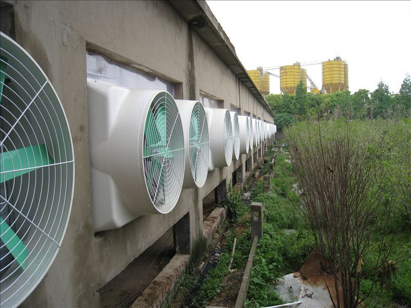 負(fù)壓風(fēng)機(jī),玻璃鋼負(fù)壓風(fēng)機(jī),車間降溫設(shè)備,車間通風(fēng)設(shè)備,廠房降溫設(shè)備,廠房通風(fēng)設(shè)備,廠房降溫,廠房通風(fēng),工業(yè)排氣扇,工業(yè)排風(fēng)扇,防爆負(fù)壓風(fēng)機(jī),環(huán)?？照{(diào),水冷空調(diào),水簾,濕簾